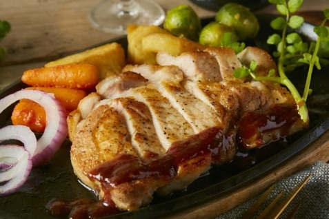 「イタリアンバル OLIVE　渋谷本店」の肉料理例