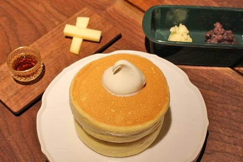『椿サロン銀座』のホットケーキ