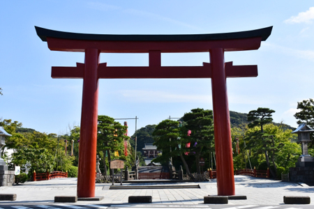 鶴岡八幡宮