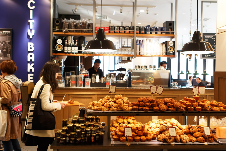 「THE CITY BAKERY 品川」の店内