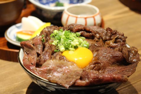 『酒肴日和 アテニヨル』のランチ
