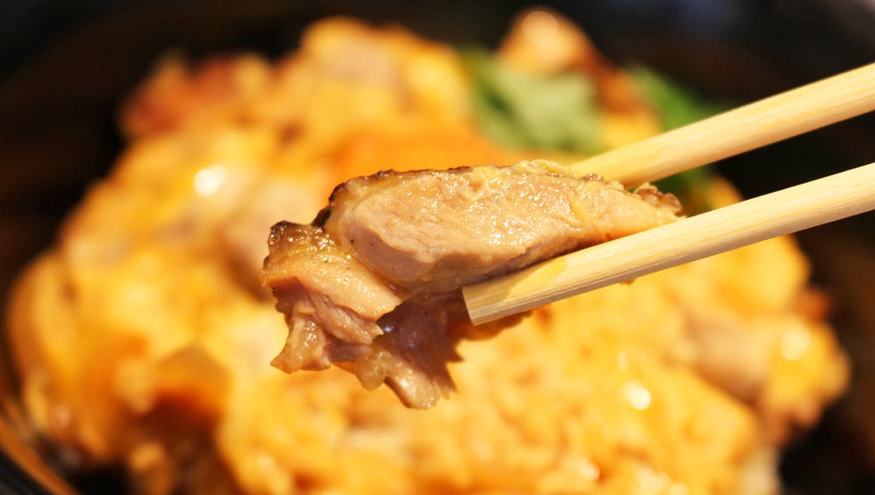 『親子丼 ごっつ食べなはれ』 中目黒のほぼ駅前に誕生！ふんわりとろり、至福の味わい！