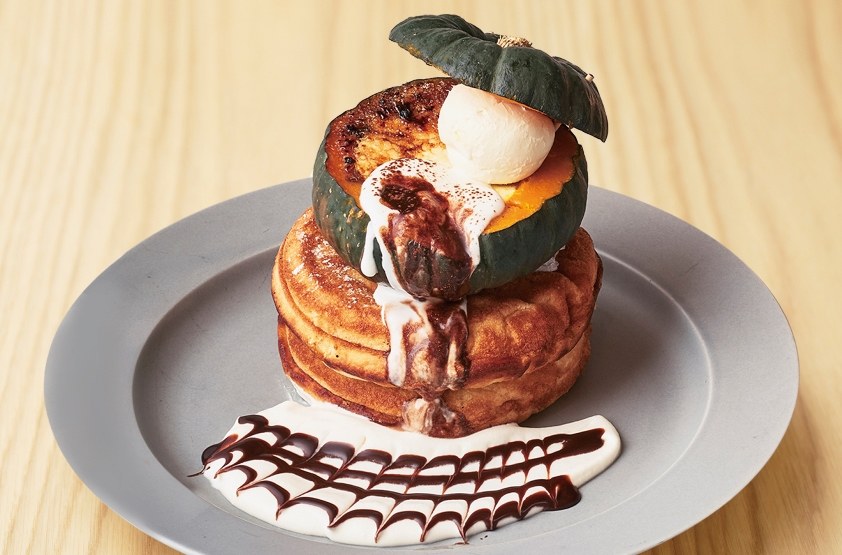 「まるごとかぼちゃのパンケーキ」【カフェ＆ブックス ビブリオテーク】