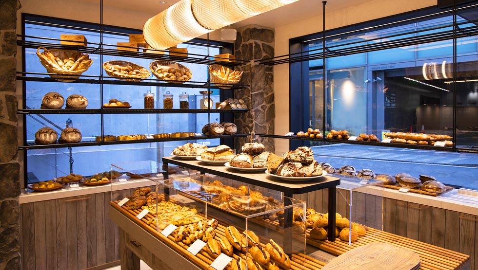 『Deli & Cafe Blue Globe Tokyo（デリ＆カフェ ブルーグローブ トウキョウ）』の店内