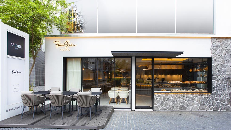 『Deli & Cafe Blue Globe Tokyo（デリ＆カフェ ブルーグローブ トウキョウ）』の外観