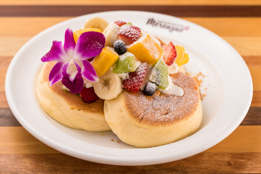 「メレンゲ たまプラーザ店」の「ハワイアンフルーツパンケーキ」