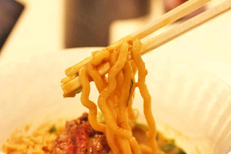 『Jikasei MENSHO』のヘルシーな「キヌア麺」