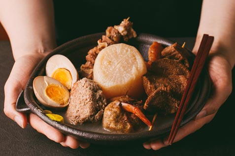 『牛だし おでん酒場 COZAKURA（コザクラ）』の種類豊富な「牛だしおでん」『牛だし おでん酒場 COZAKURA（コザクラ）』の種類豊富な「牛だしおでん」