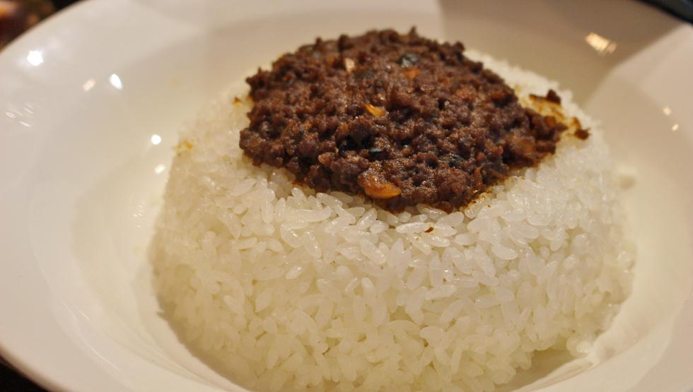 『銀座しんのう』の「薬膳キーマカレー」