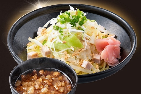 「最強！MAX背脂そば」（並盛）