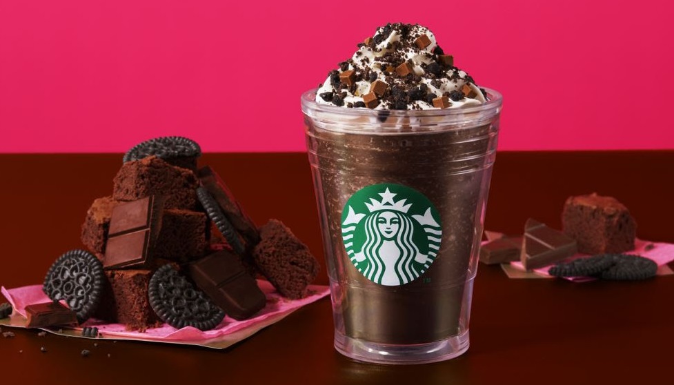 スタバ「チョコレート オン ザ チョコレート フラペチーノ」