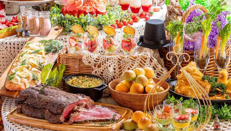 「いちごスイーツ＆ランチビュッフェ」【ヒルトン東京】ランチ