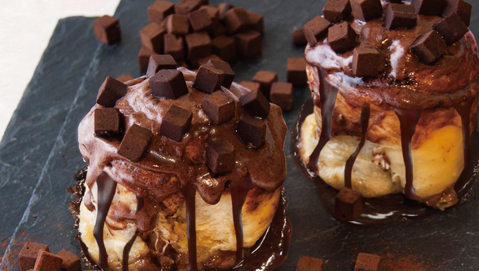 『CINNABON(シナボン)』の「生チョコボン」