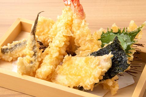 『庄や 柏西口店』のいちおし「天布羅盛り合わせ」