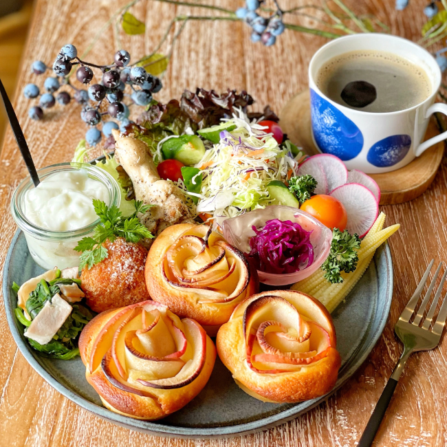 インスタ映え！バラのりんごケーキの簡単作り方