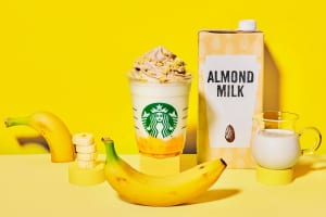 スタバ「バナナンアーモンドミルク フラペチーノ」