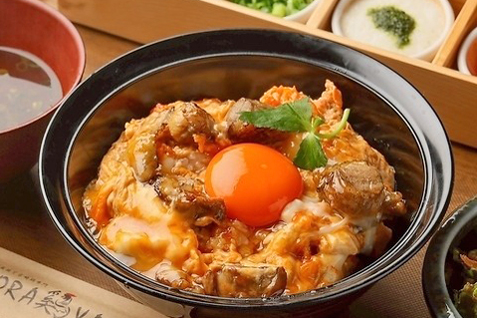「炭火焼鳥と一口餃子 TORA鶏YA 難波千日前店」ランチメニューイメージ