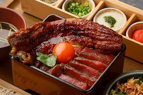 「炭火焼鳥と一口餃子 TORA鶏YA 難波千日前店」ランチメニューイメージ