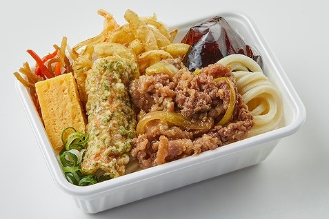 「4種の天ぷらと定番おかずのうどん弁当」