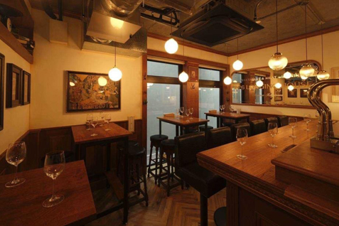 「野菜がおいしいダイニング LONGING HOUSE 北青山」店内イメージ