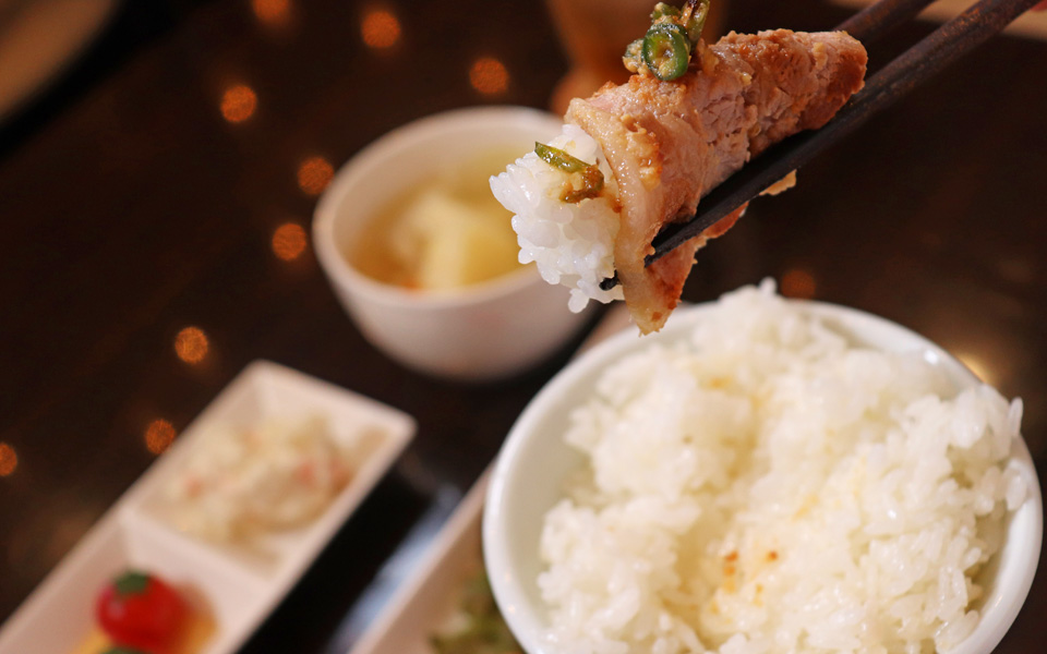 「ATSUMI食堂」の「信州太郎ぽーくの味噌漬け定食」