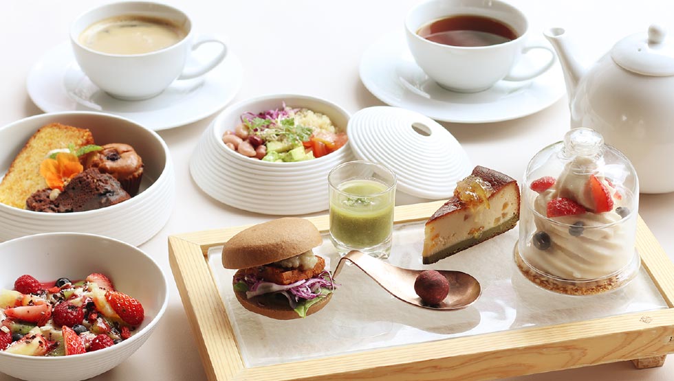 『Cosme Kitchen Adaptation（コスメキッチン アダプテーション）』の「Beauty Sweets Afternoon Tea Set」