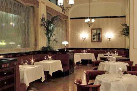 『アルテリーベ』の店内