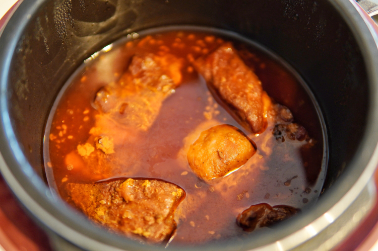 「超」簡単！話題のプルドポークを炊飯器で作るレシピ