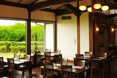「御曹司きよやす邸」店内イメージ