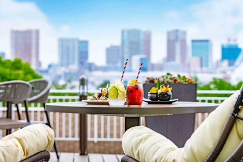 「SEASCAPE TERRACE DINING」のテラス席