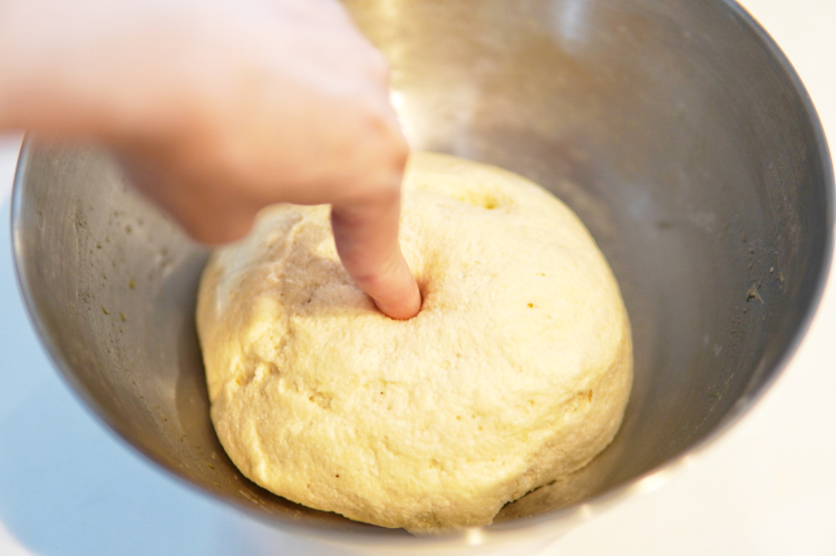 簡単にできるヘルシー「おからちぎりパン」レシピ
