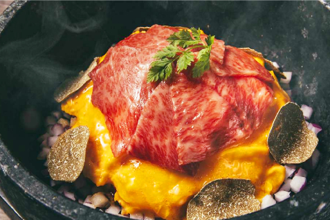 「焼肉うしごろ横浜」の肉料理例