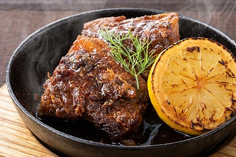 「あご肉のスパイシーグリル」