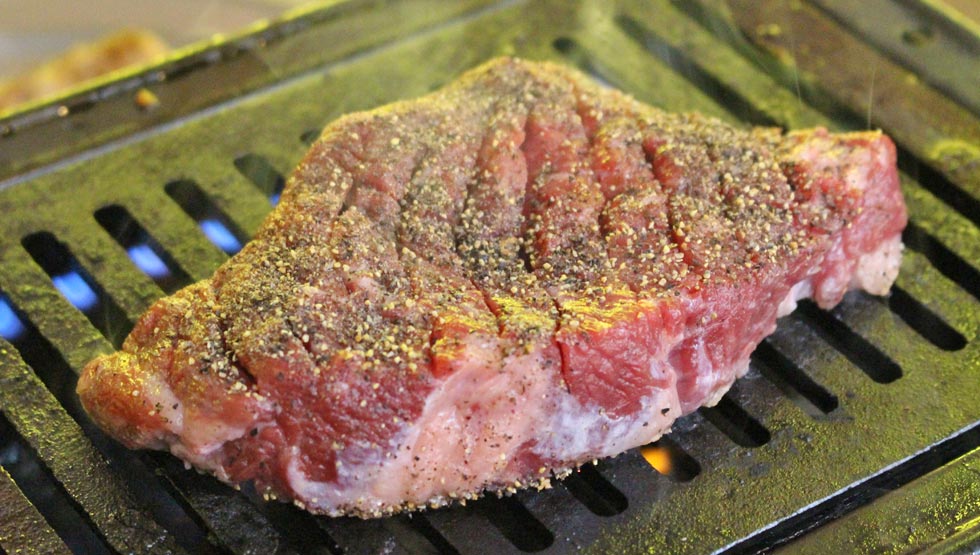高級焼肉店『平城苑』の新業態『ホルモン放題 ツキホル』月島にオープン！