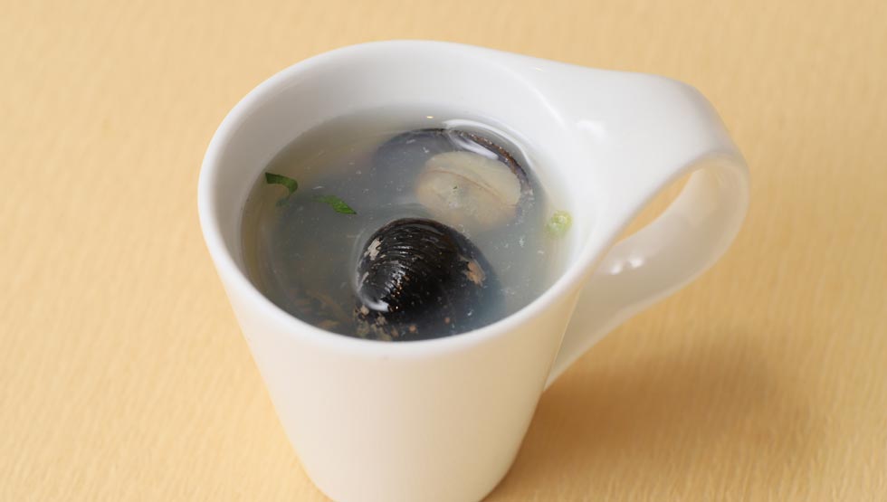 京都・祇園発『餃子歩兵』新宿に10/20オープン！ビブグルマンにも選ばれた餃子専門店