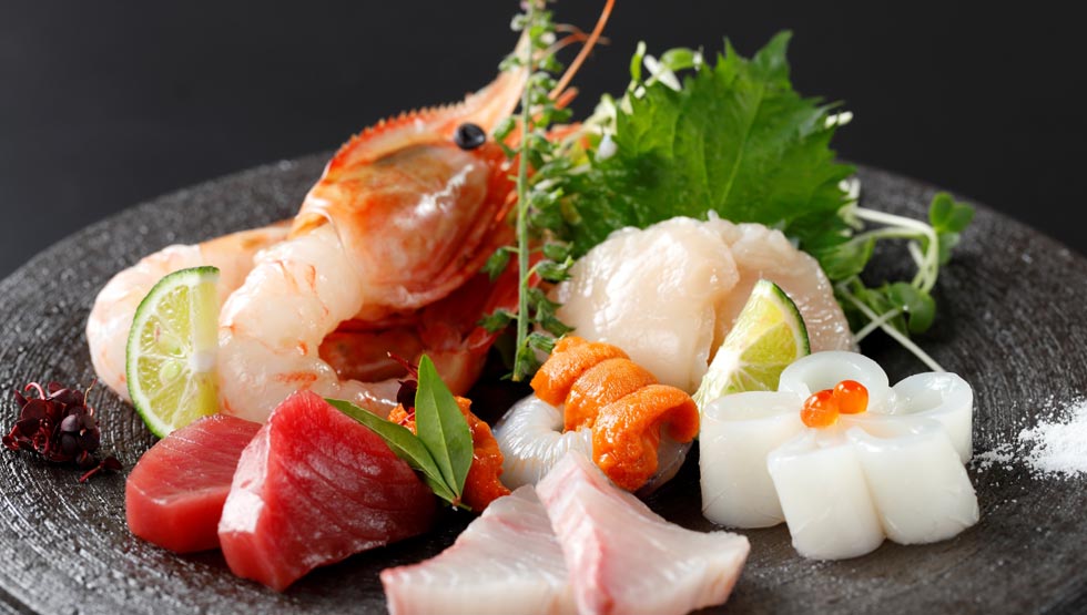 毛蟹鍋や鰤しゃぶを堀りごたつで！ 『北海道 炉端 えぞ羅』 冬の新メニューが登場！