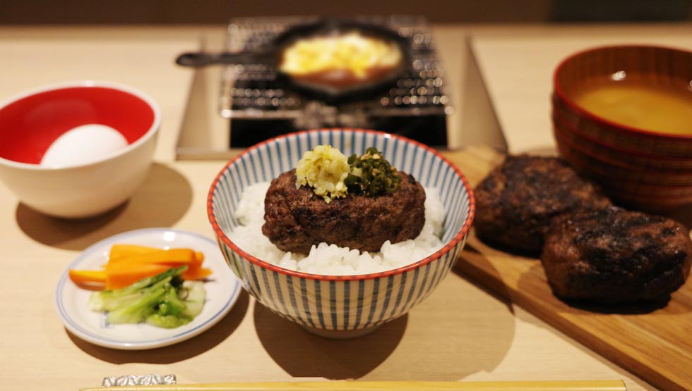 『ハンバーグ 嘉（ヨシ）』の「ハンバーグ定食」