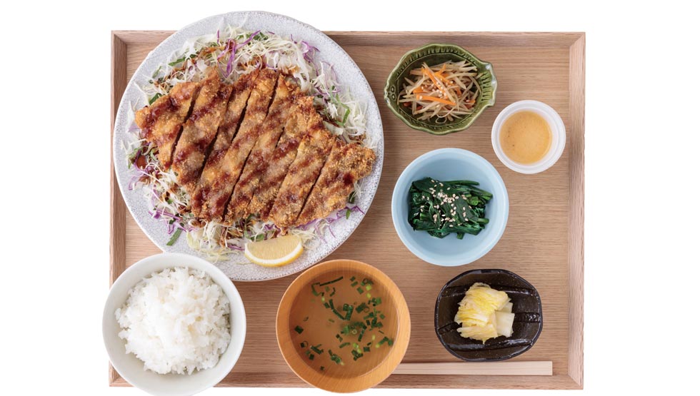 『食堂ぶた』の「三元豚紙カツ定食」