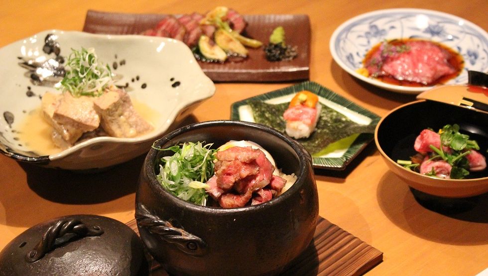 『神楽坂 囲炉裏 肉よろず』コース