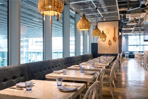 「XIRINGUITO Escriba」の店内