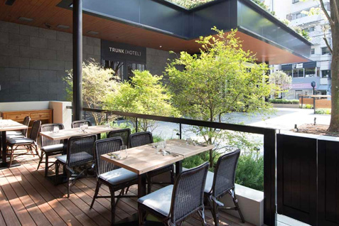 「TRUNK（KITCHEN）」店内テラス席イメージ