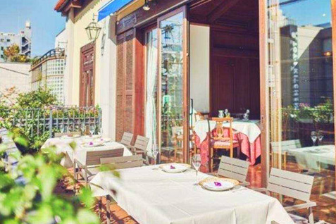 「Ristorante-italiano Etruschi」屋上テラスイメージ