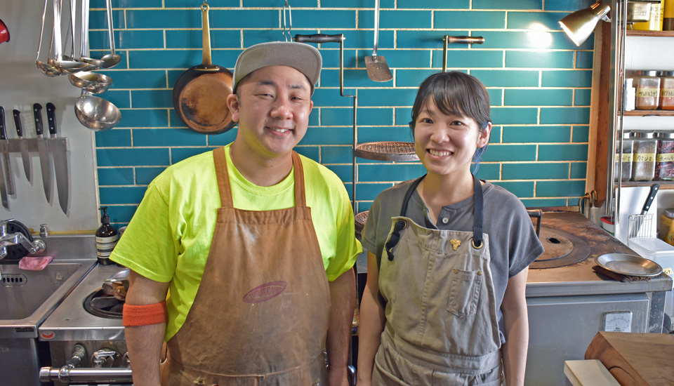 新井薬師前「マロロガバワン」店主