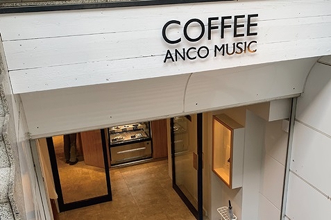 『ミチカケ COFFEE ANCO MUSIC』の外観