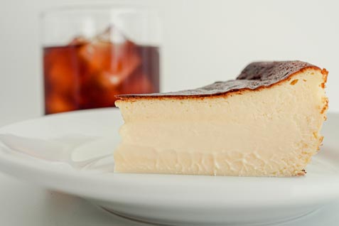 『JEROME cheesecake GINZA』のバスクチーズケーキ
