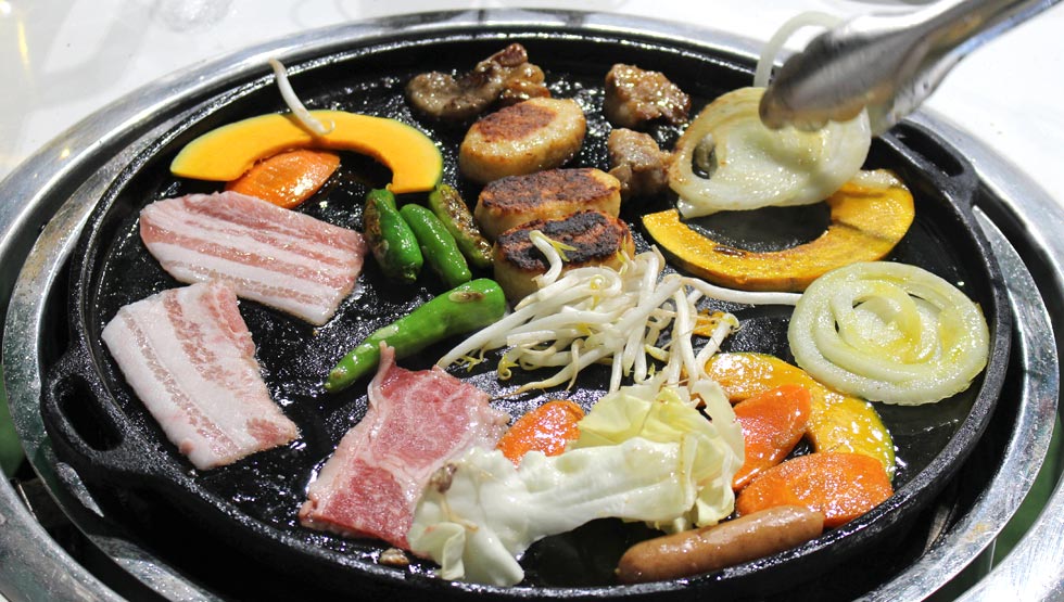 『森のビアガーデン』 明治神宮外苑でBBQ！飲み食べ放題でガッツリ楽しめる！
