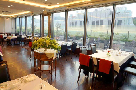 「RISTORANTE VENIRE VENIRE」の店内