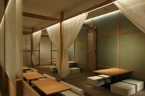 「KICHIRI MOLLIS 新宿通り」の店内