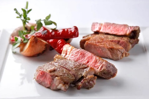 『SAMURAI dos Premium Steak House』の料理