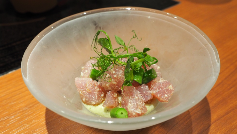 「キハダマグロのタルタル」